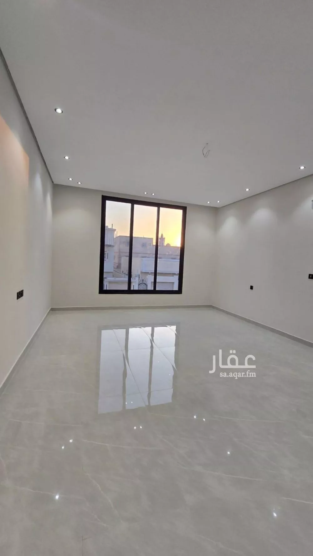 فيلا 6 غرف في ضاحية الملك فهد 3