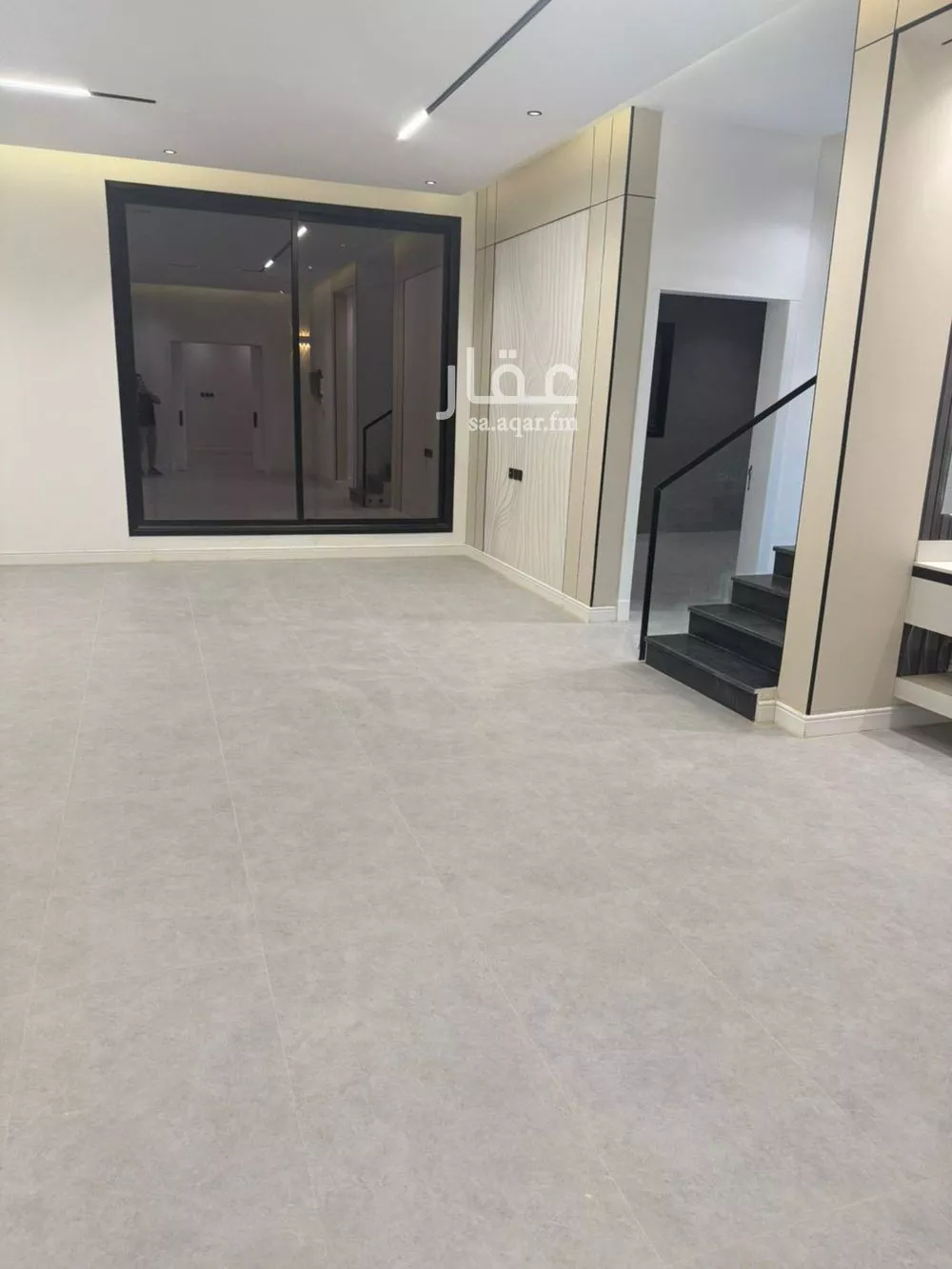 فيلا 5 غرف في الجنادرية 1