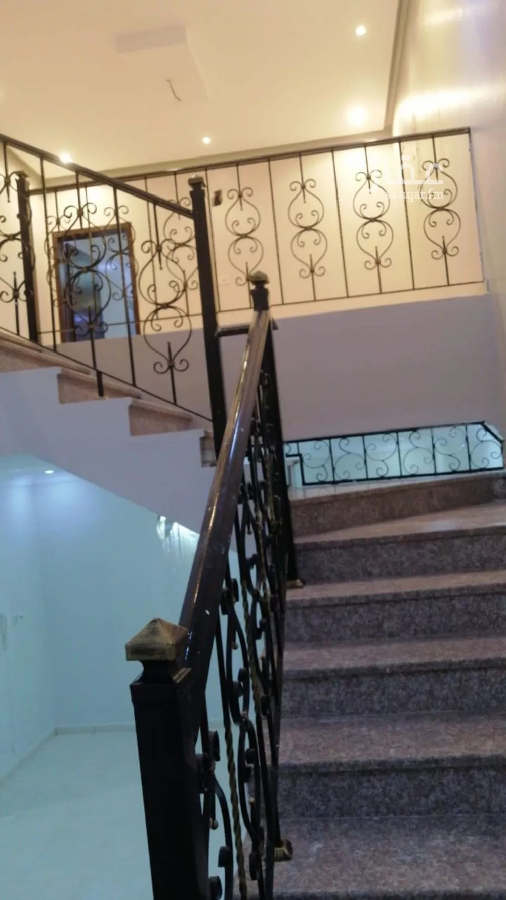 6 bedroom villa in Dahiat King Fahd 3
