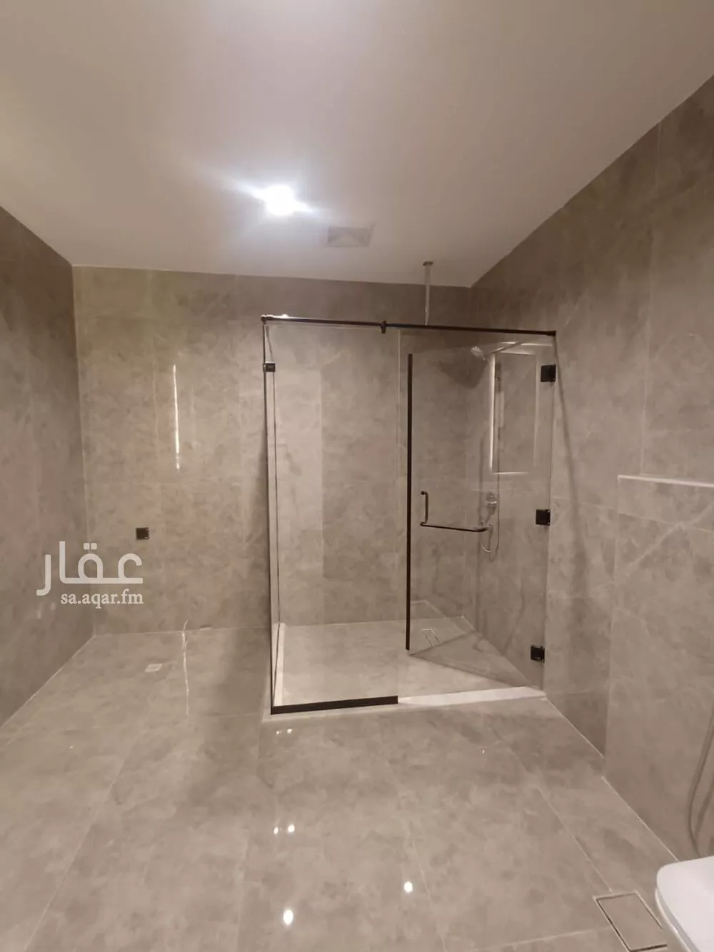 فيلا 8 غرف في الرحمانية 5