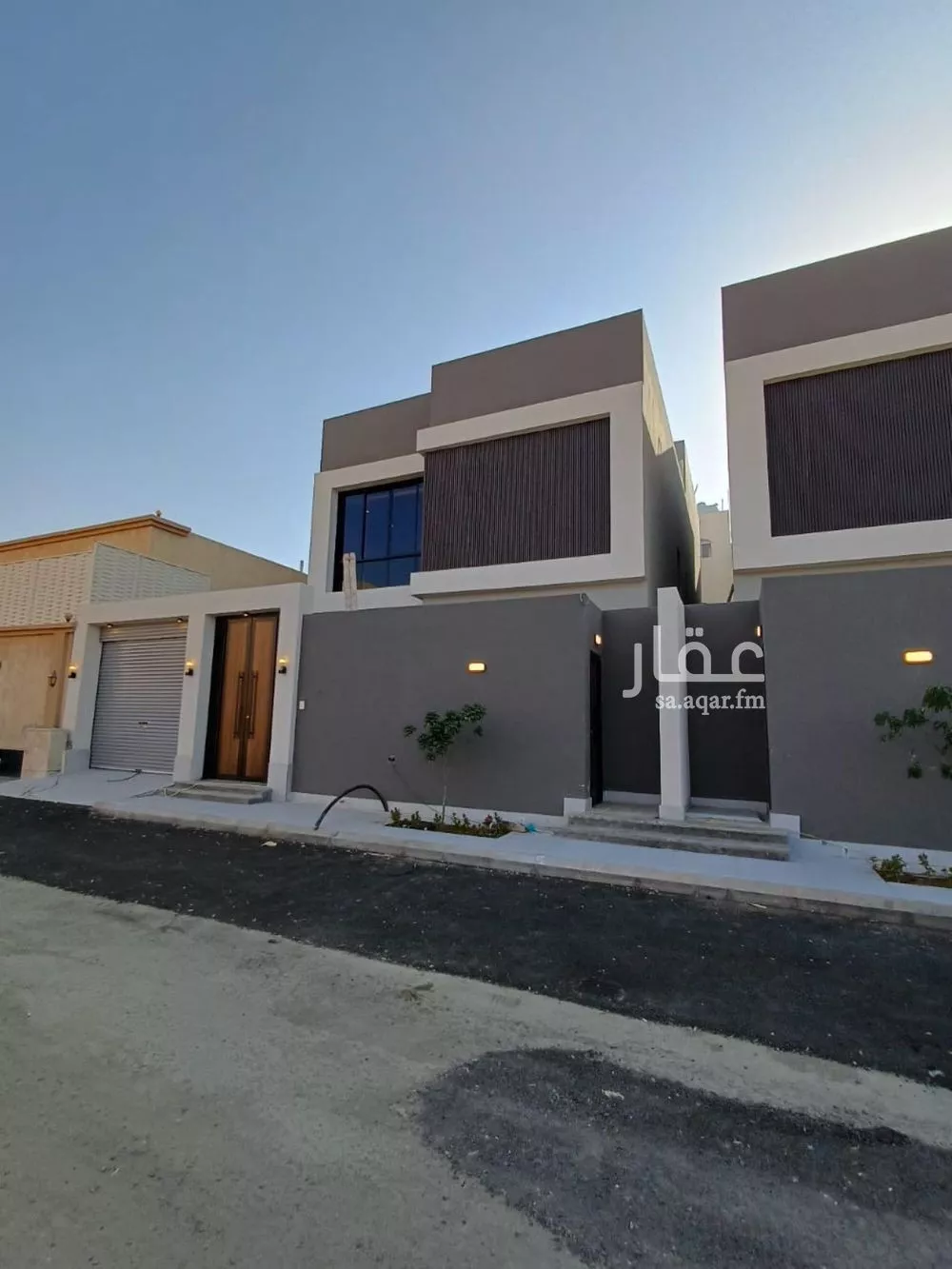 فيلا 8 غرف في الفلاح 3