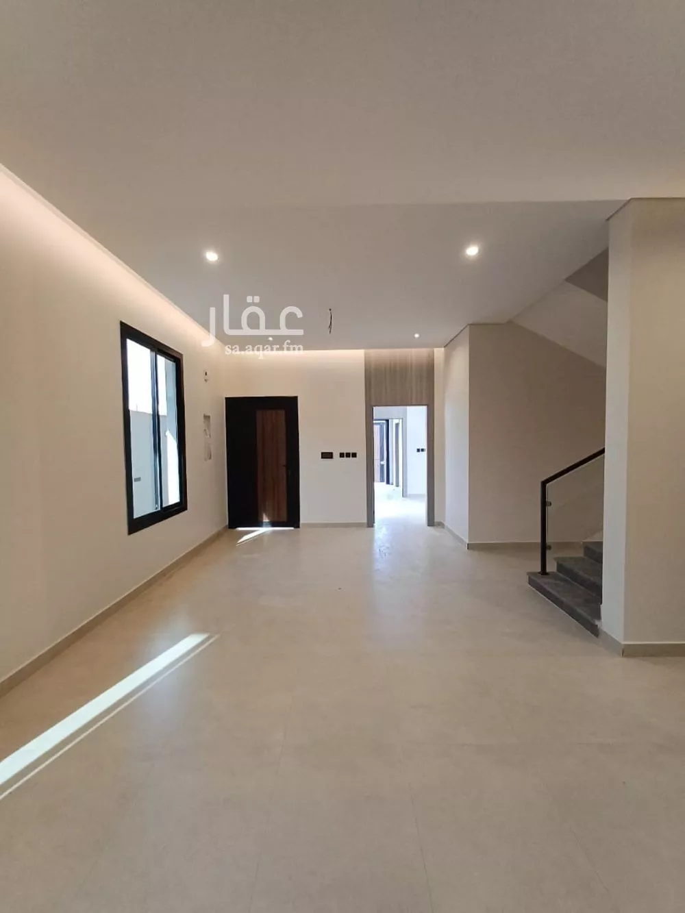 فيلا 8 غرف في الفلاح 4