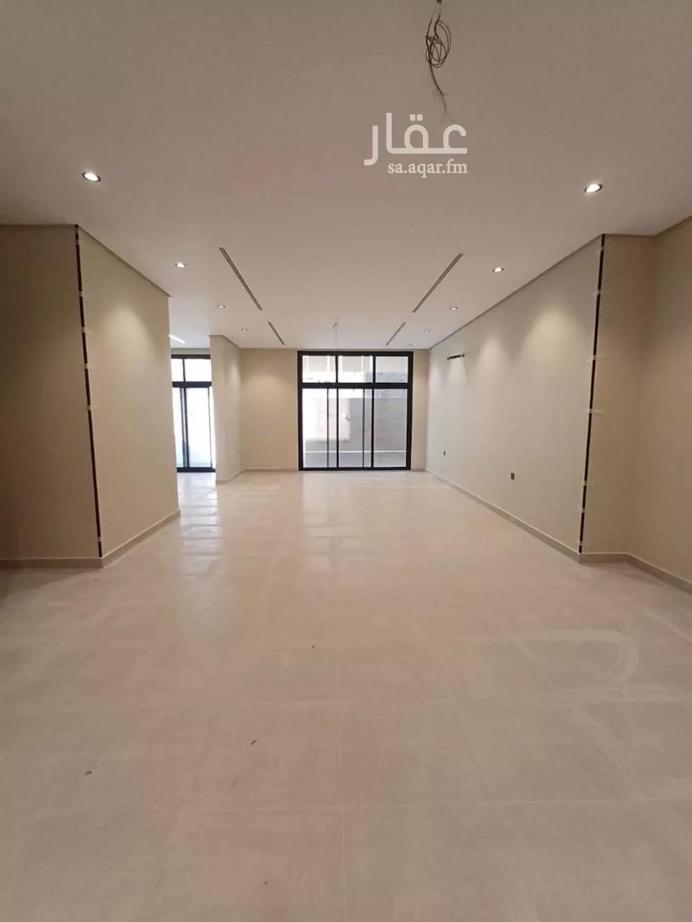 فيلا 7 غرف في الفروسية 3