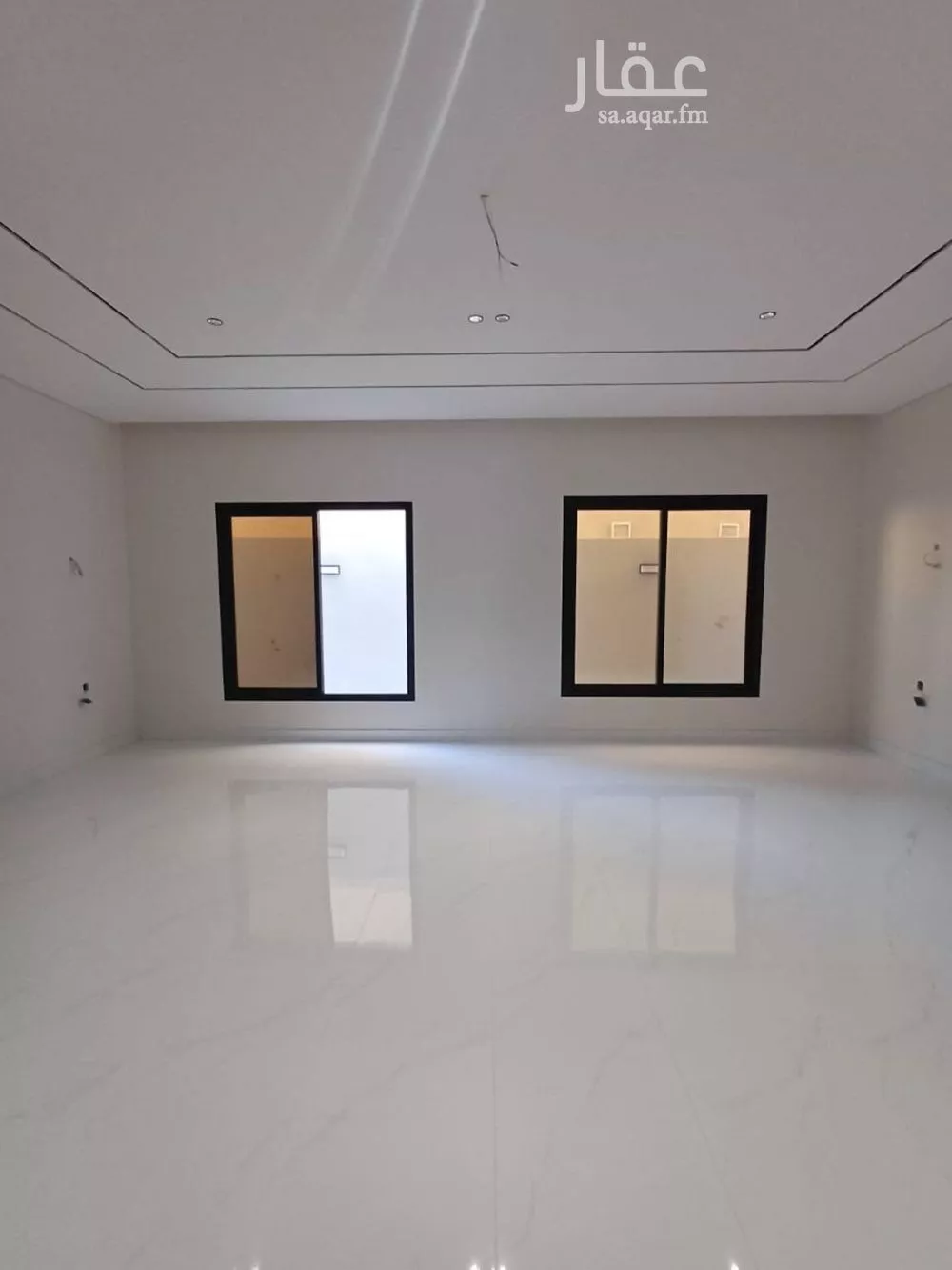 8 bedroom villa in Jeddah 4