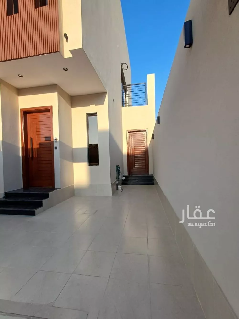 فيلا 6 غرف في الفروسية 2