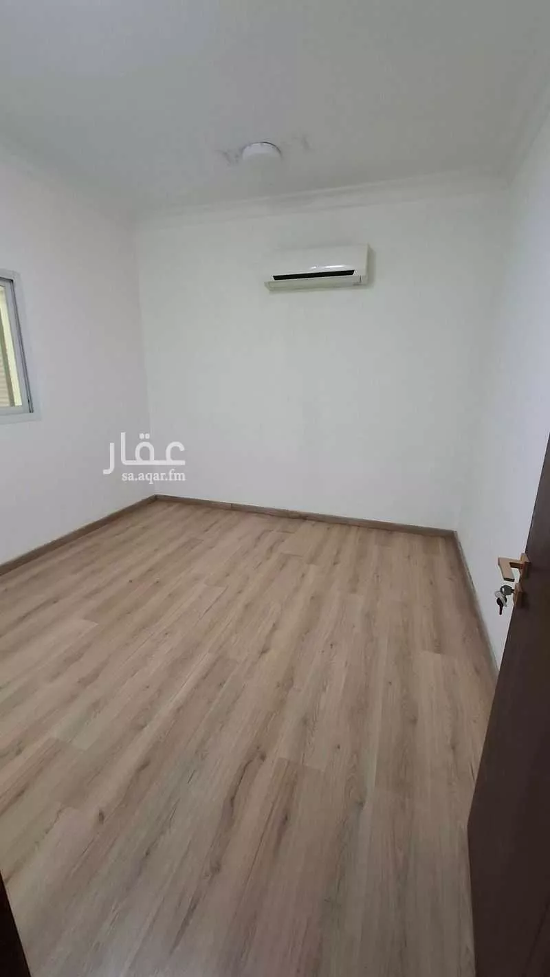 شقة 3 غرف في الملقا 5