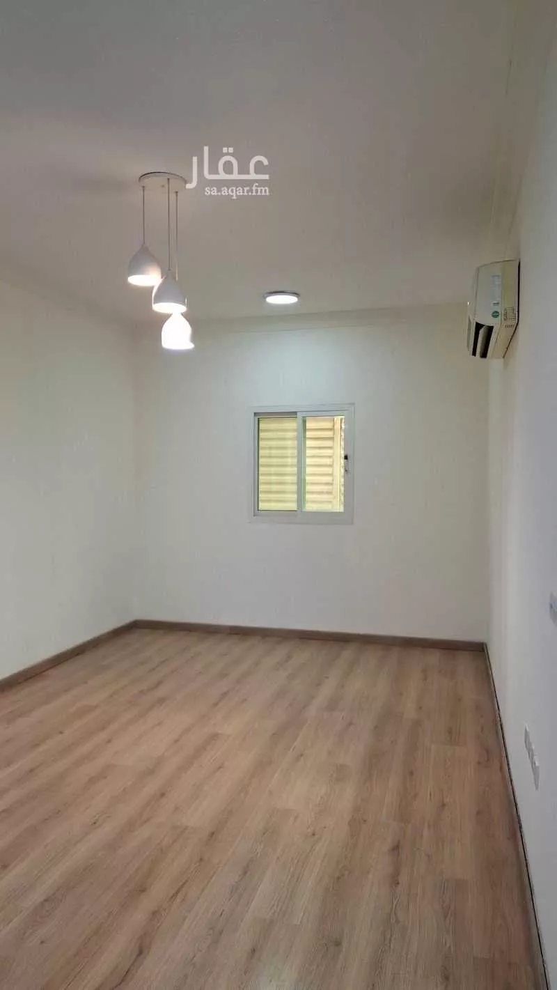 شقة 3 غرف في الملقا 4