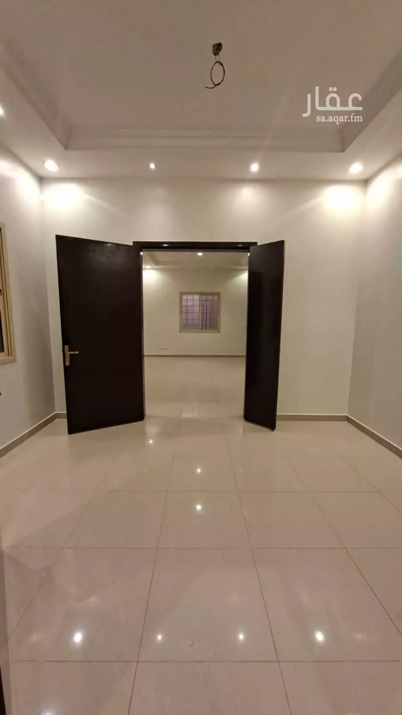 فيلا 3 غرف في العارض 3