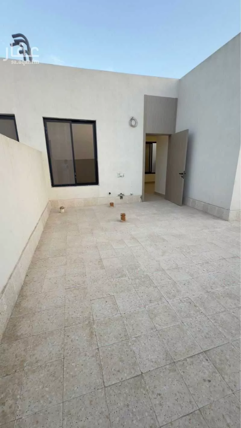 4 bedroom floor in As Suwaidi Al Gharabi 5