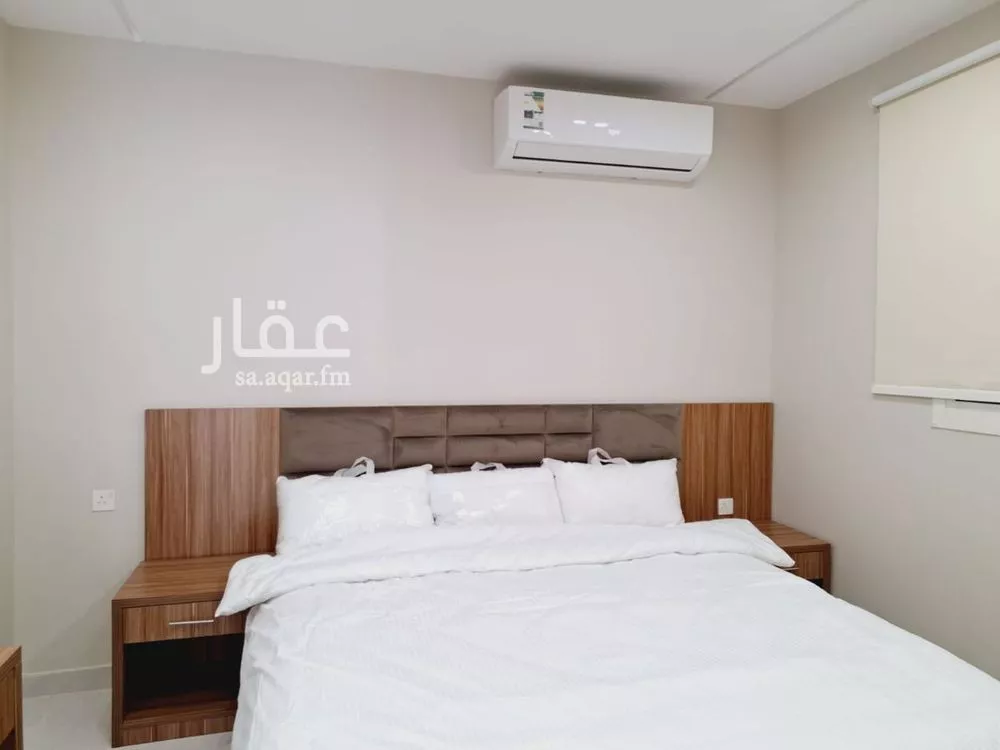 شقة 1 غرف في العليا 4