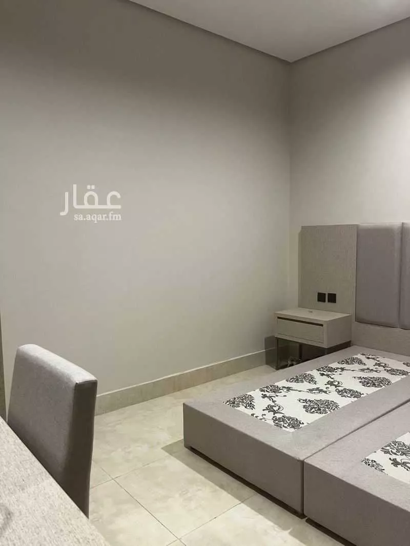 4 bedroom apartment in Al Qusur 5