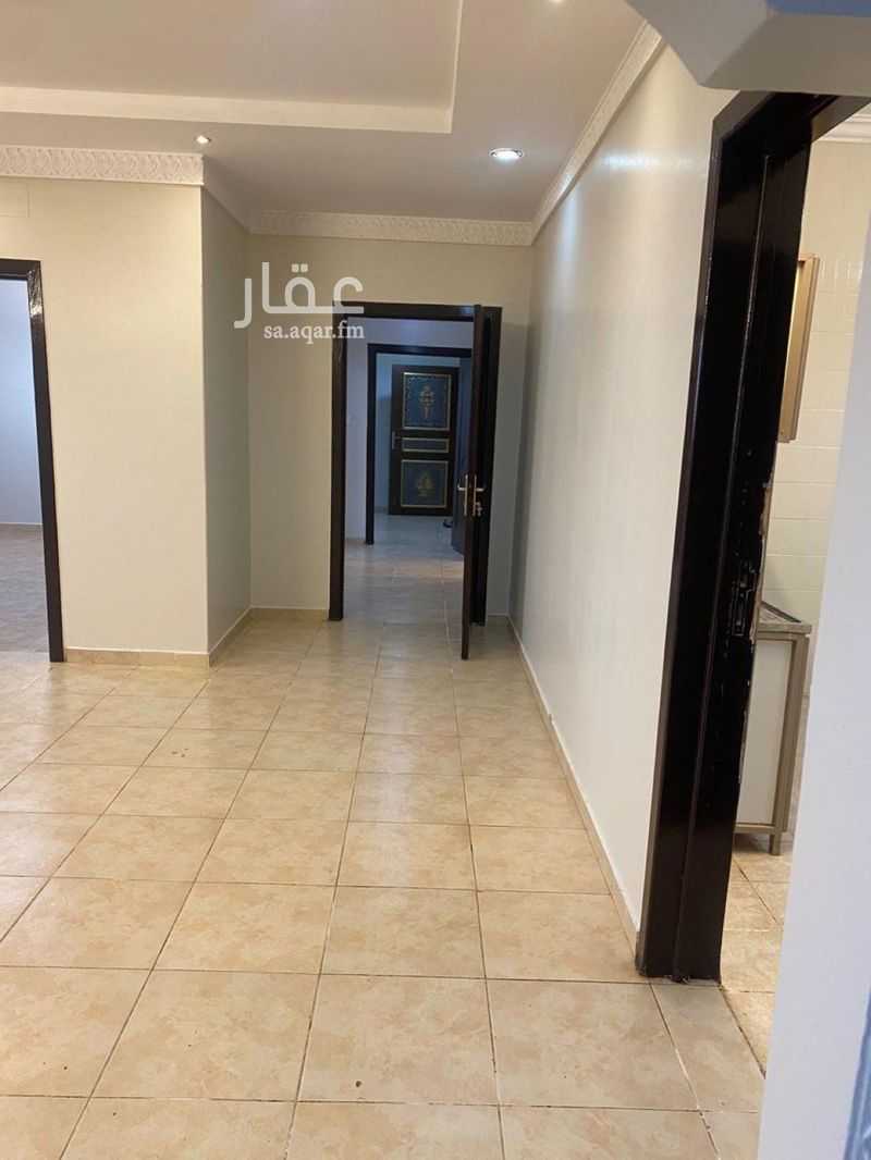 4 bedroom apartment in As Saadah, Riyadh 7
