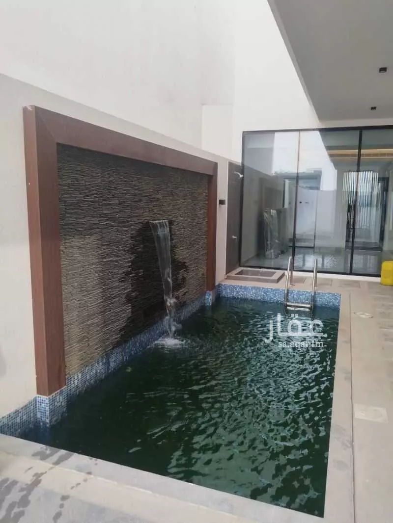 فيلا 5 غرف في الصدفة 3