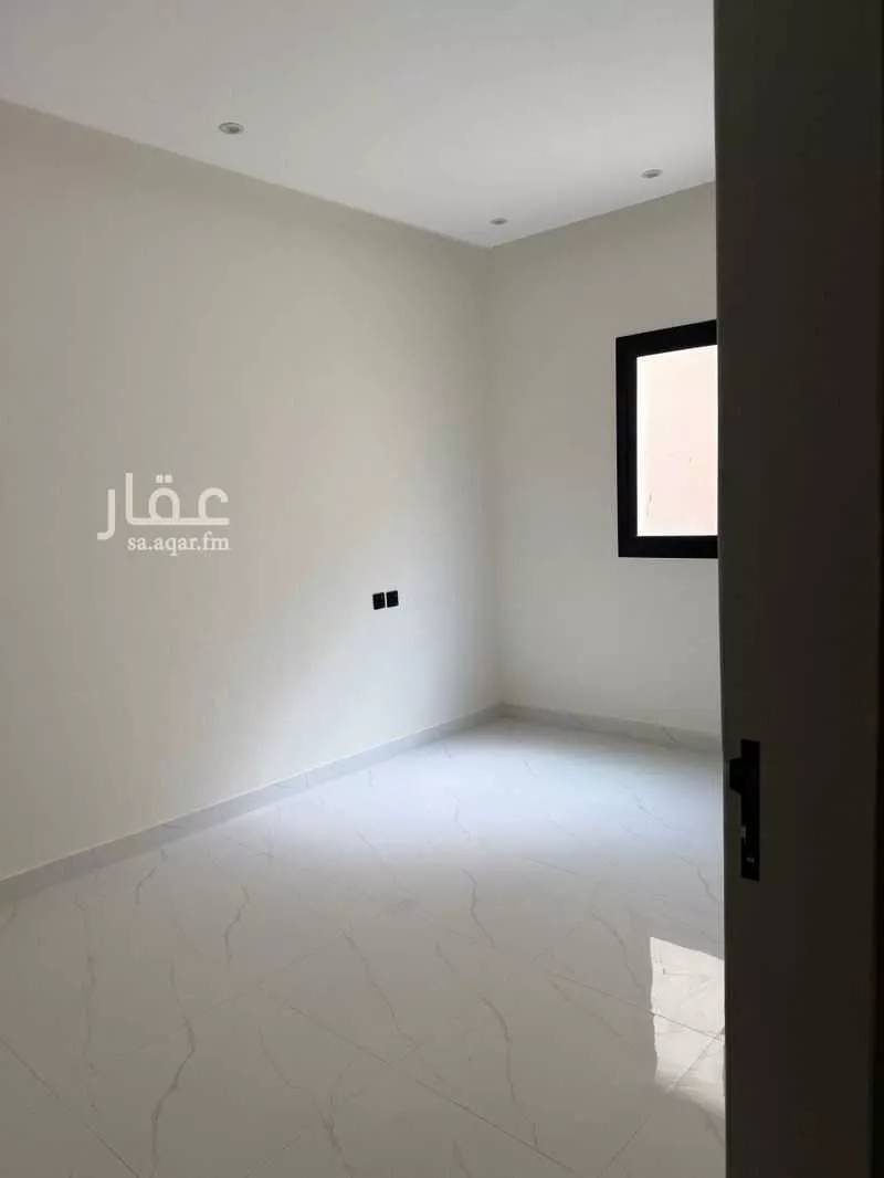 4 bedroom villa in Al Uraija Al Wusta, Riyadh 9