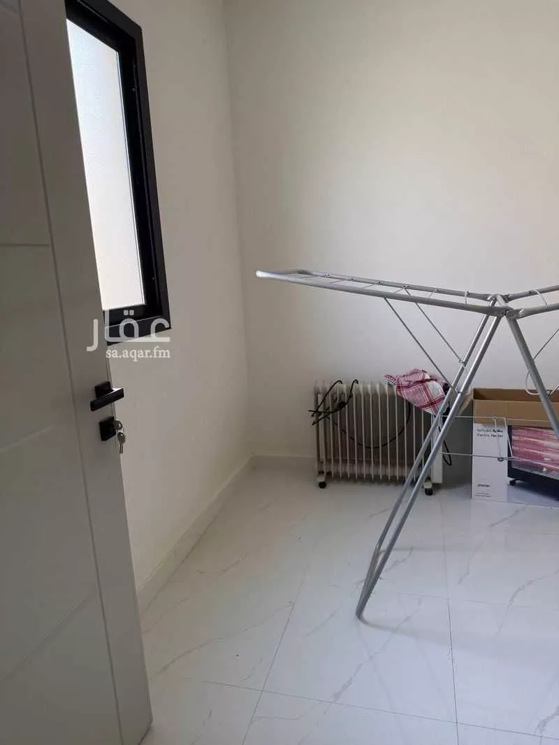 4 bedroom villa in Al Uraija Al Wusta, Riyadh 15