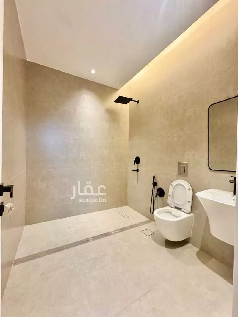 3 bedroom apartment in Al Aridh, Riyadh 7