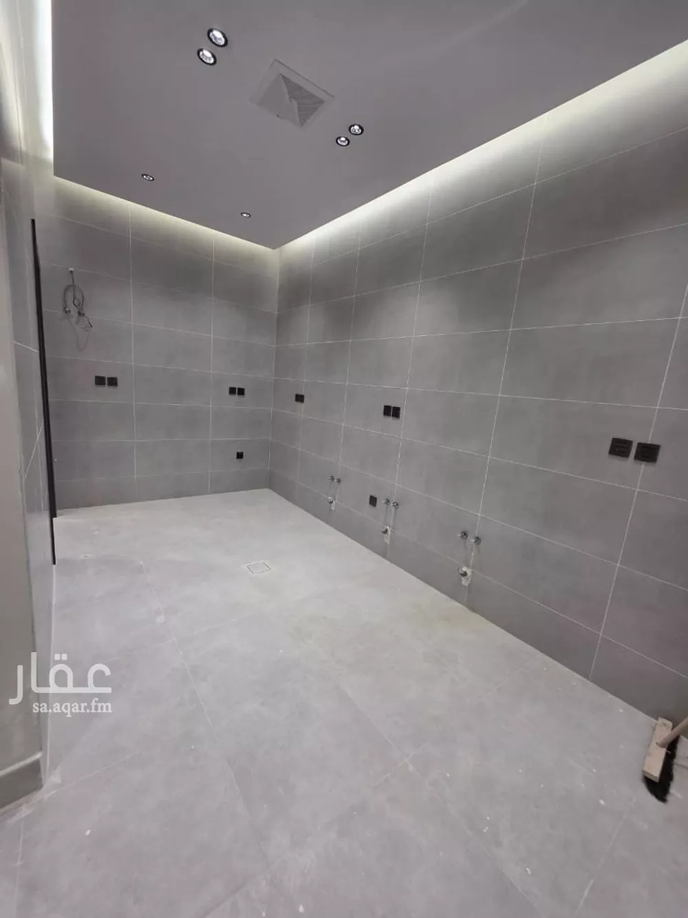 3 bedroom apartment in Al Bawadi, Jeddah 8