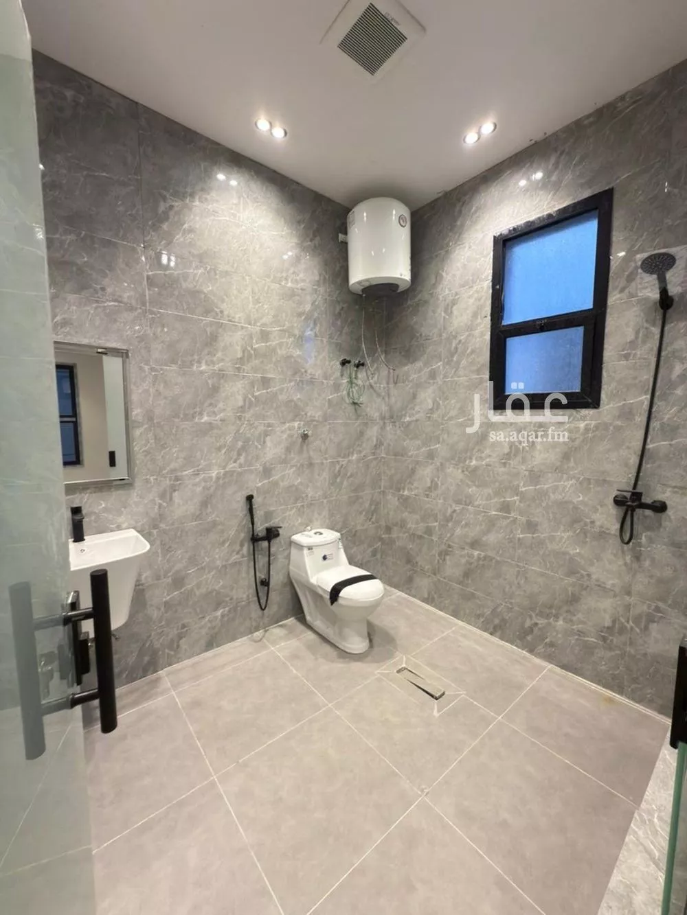 فيلا 6 غرف في بدر 5