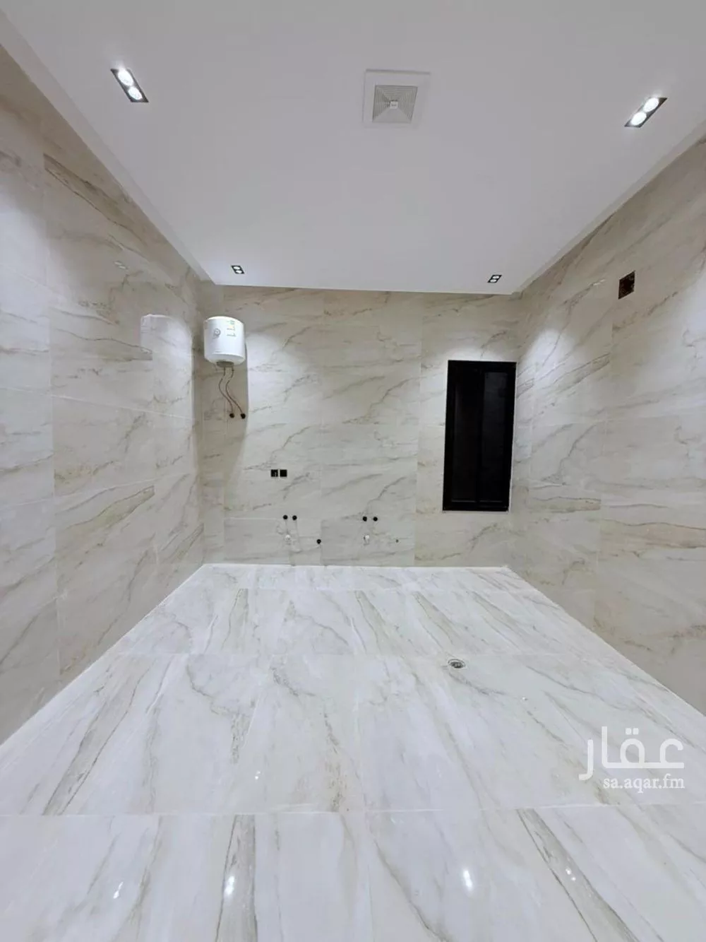 5 bedroom floor in Taibah 4