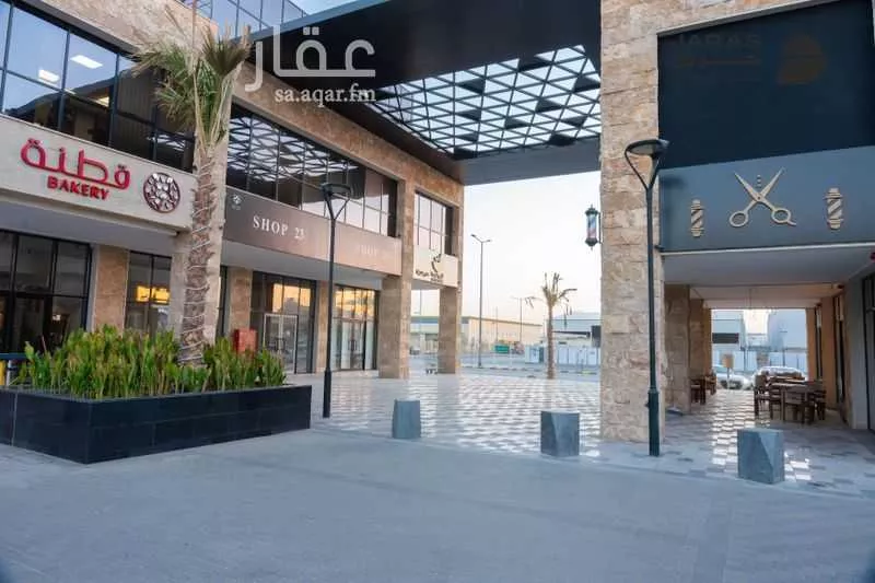 محل 91 م² في المونسية 3