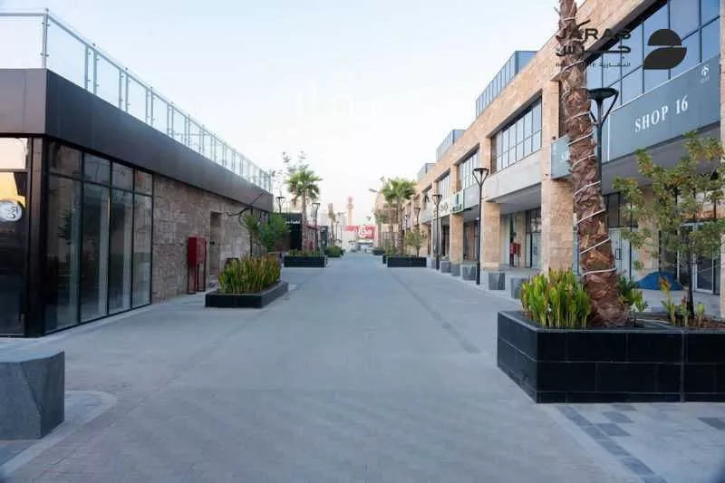 محل 91 م² في المونسية 4