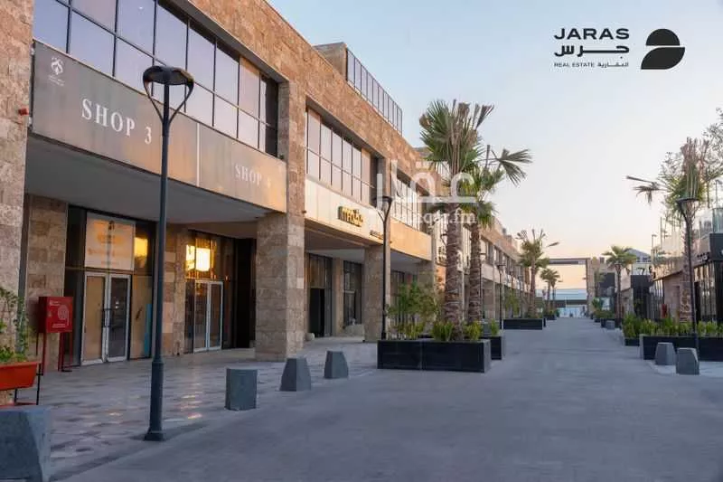 محل 91 م² في المونسية 1