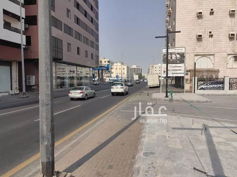 shop in Al Sharafiyah, Jeddah 4