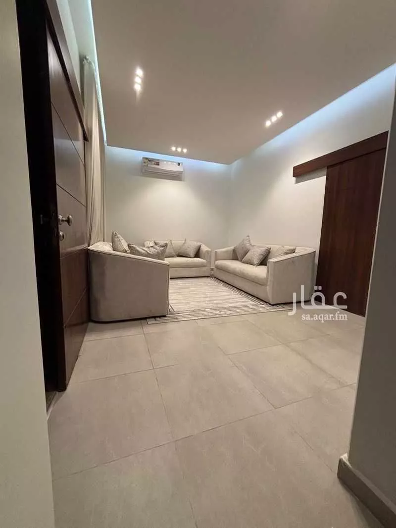 فيلا 4 غرف في الجنادرية 2