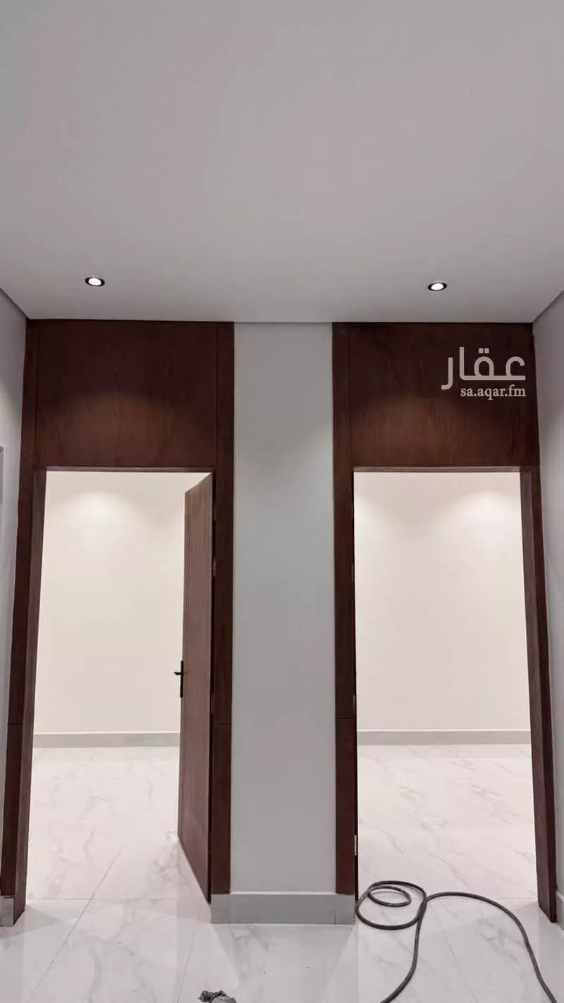 فيلا 4 غرف في الجنادرية 2