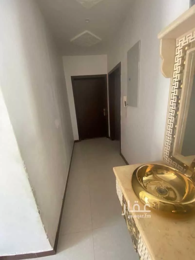 فيلا 4 غرف في النظيم 1