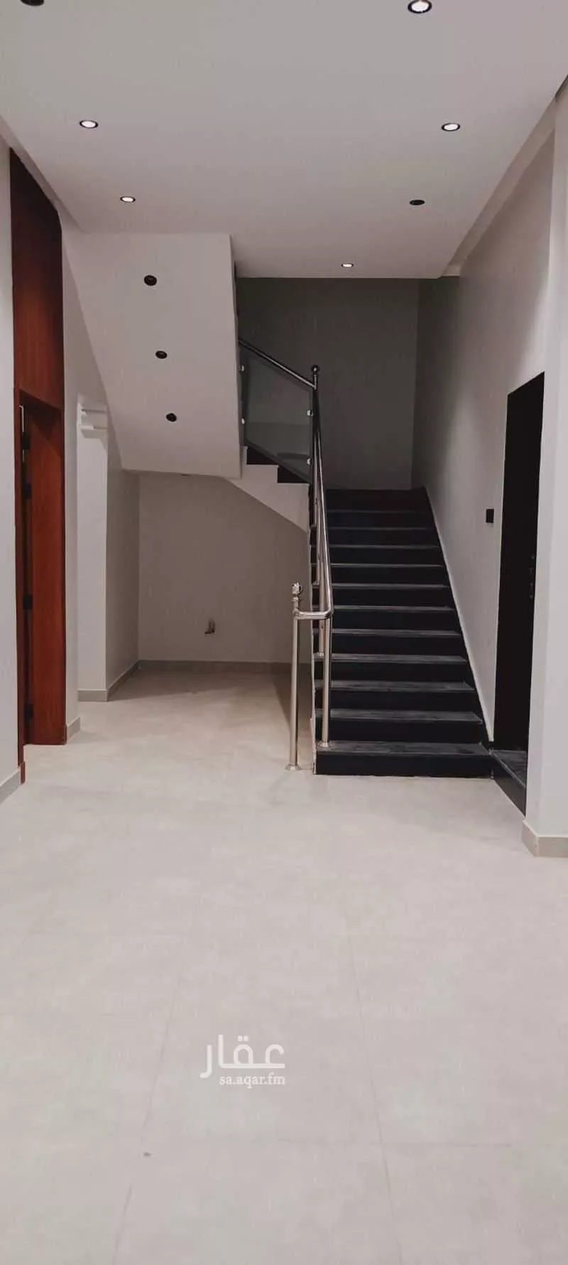 شقة 4 غرف في النظيم 5