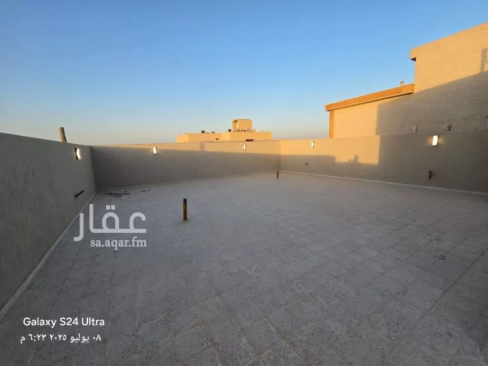 فيلا 7 غرف في المهدية 5