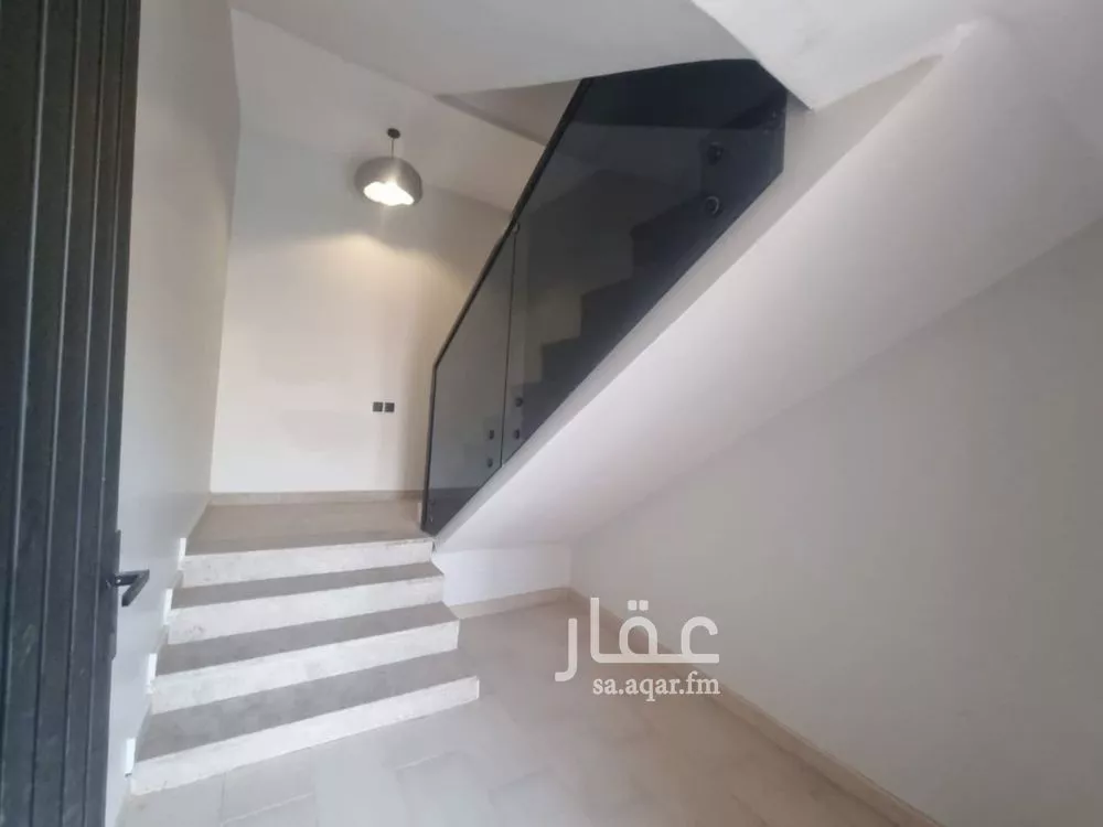 دور 5 غرف في السويدي 4