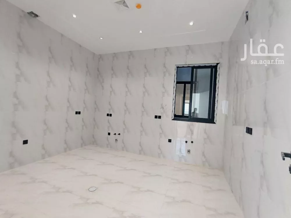 شقة 4 غرف في بدر 3