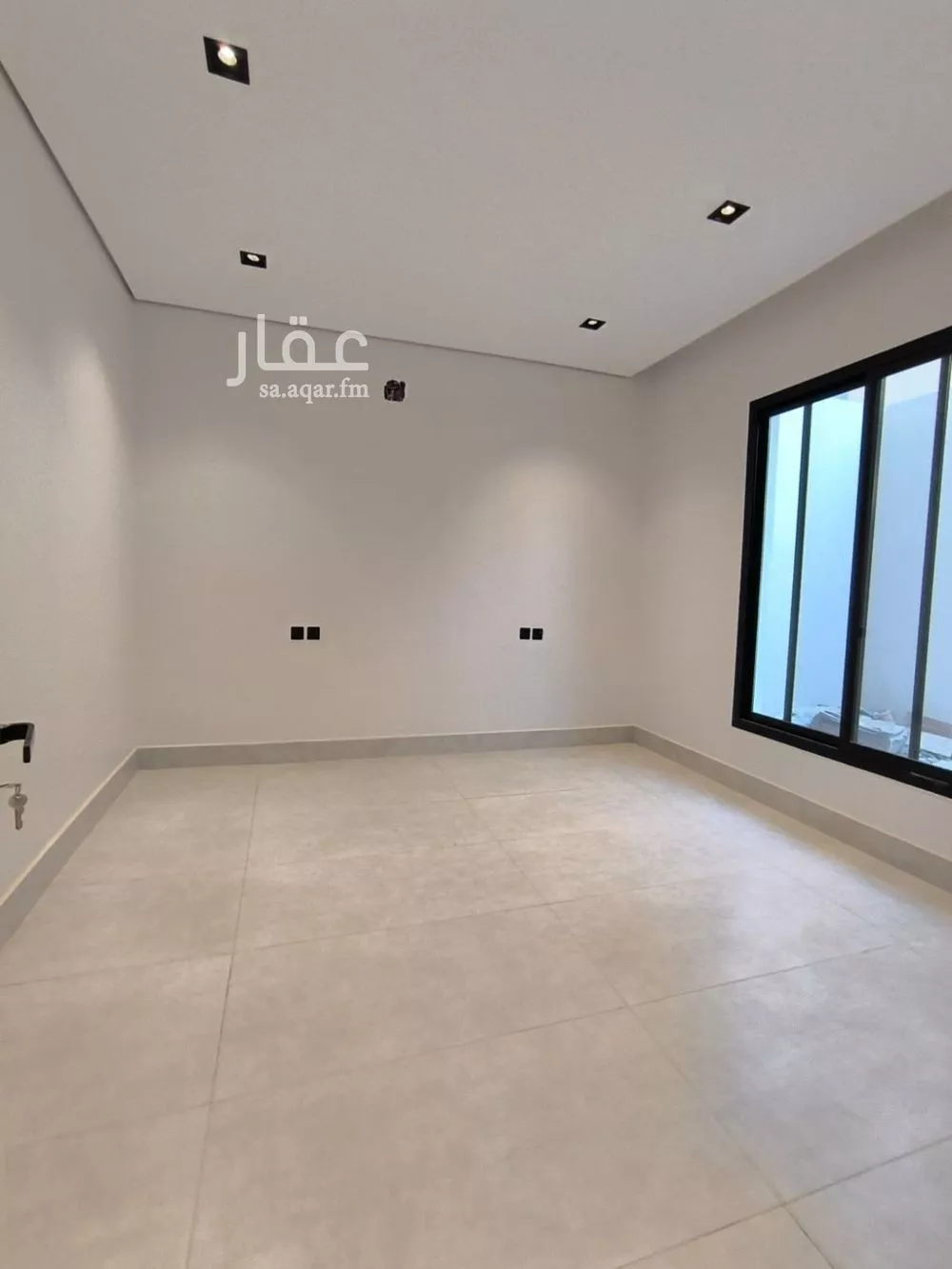 دور 5 غرف في السويدي 4