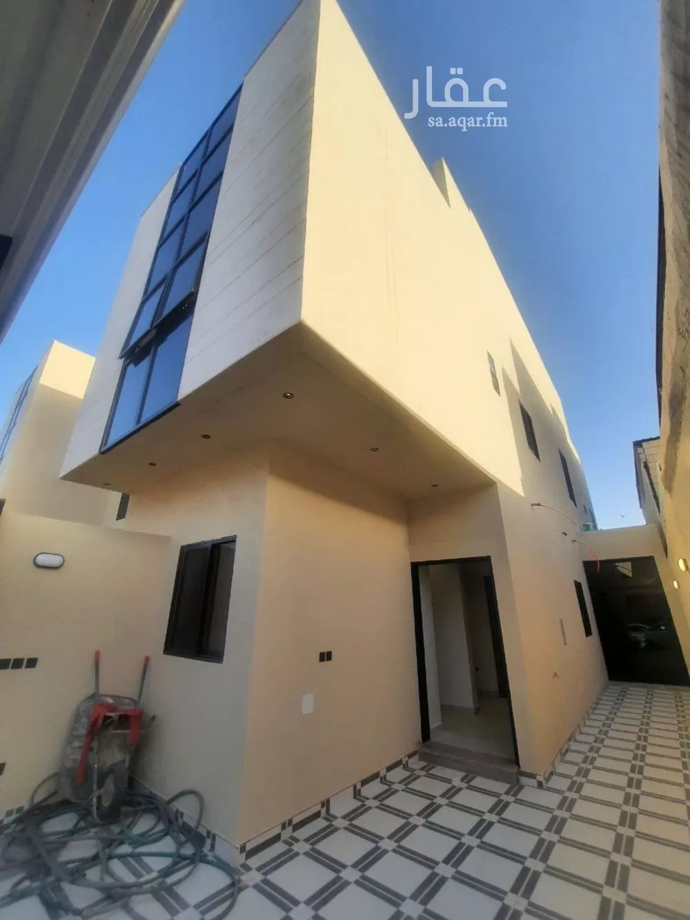 4 bedroom floor in As Suwaidi 3