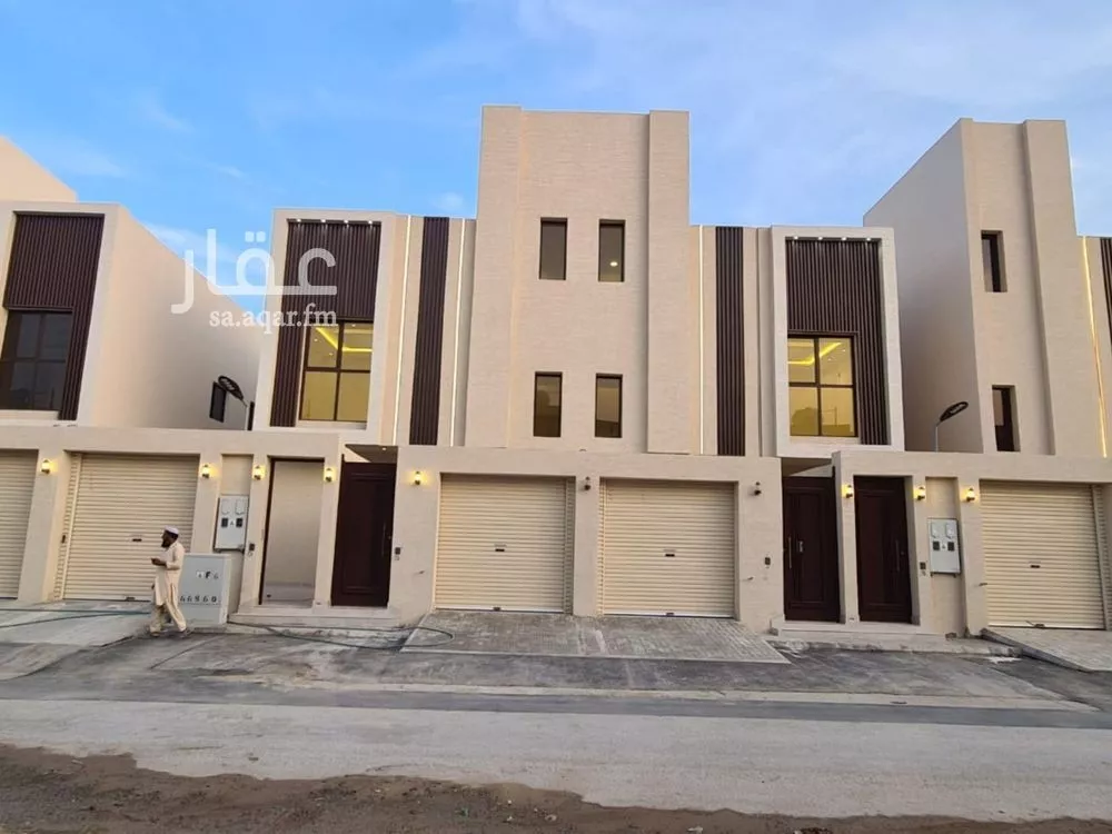 دور 5 غرف في عكاظ 1