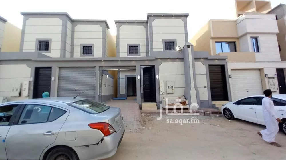 فيلا 9 غرف في بدر