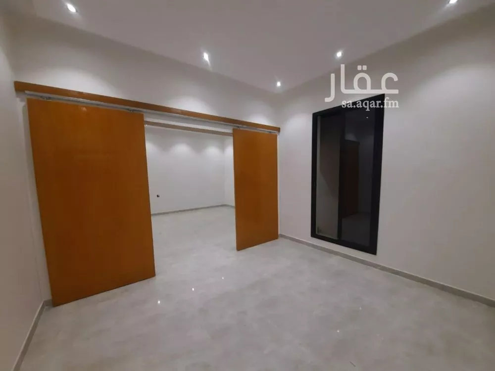 دوبلكس 8 غرف في طويق 5