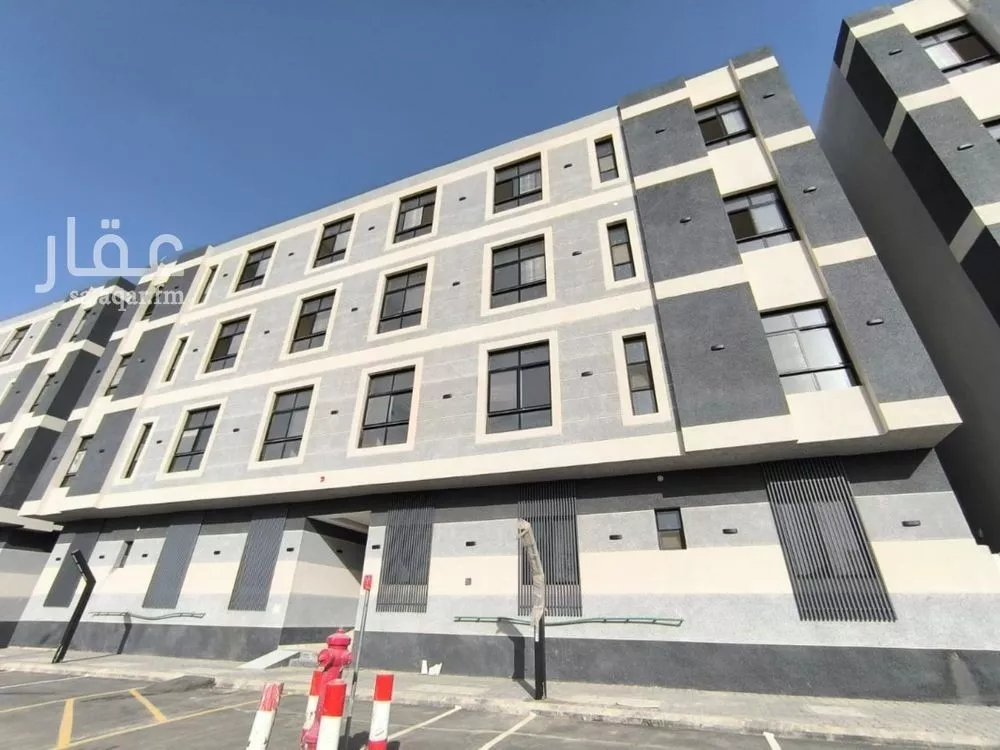 شقة 4 غرف في بدر 1