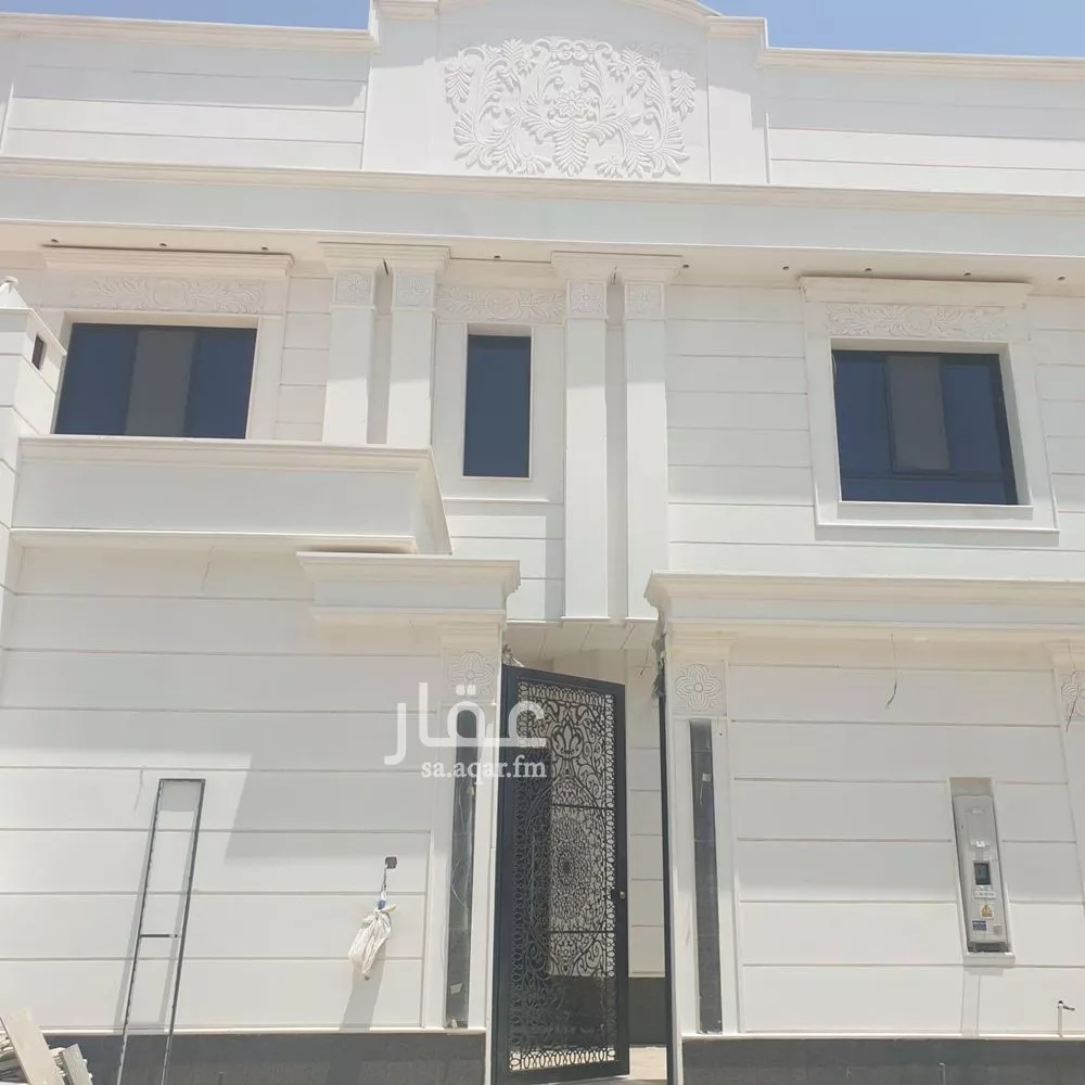 فيلا 7 غرف في بدر 1