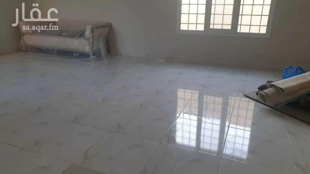 فيلا 9 غرف في بدر 2