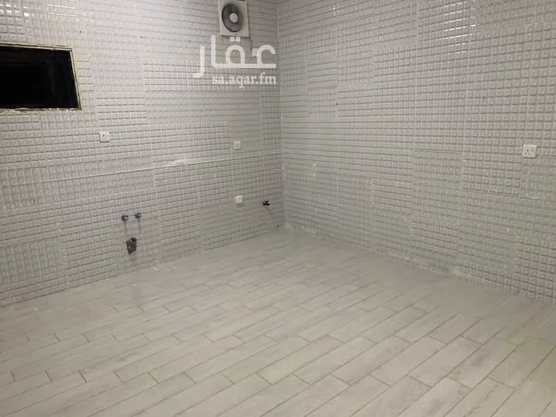 شقة 3 غرف في بطحاء قريش 1