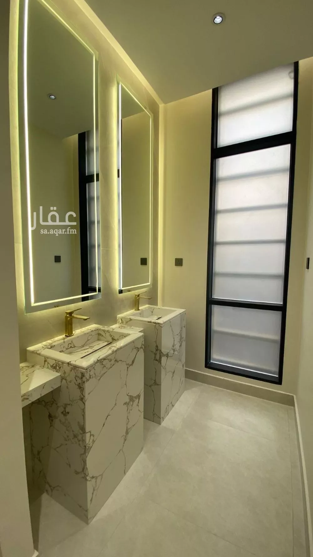 شقة 6 غرف في الروضة 5