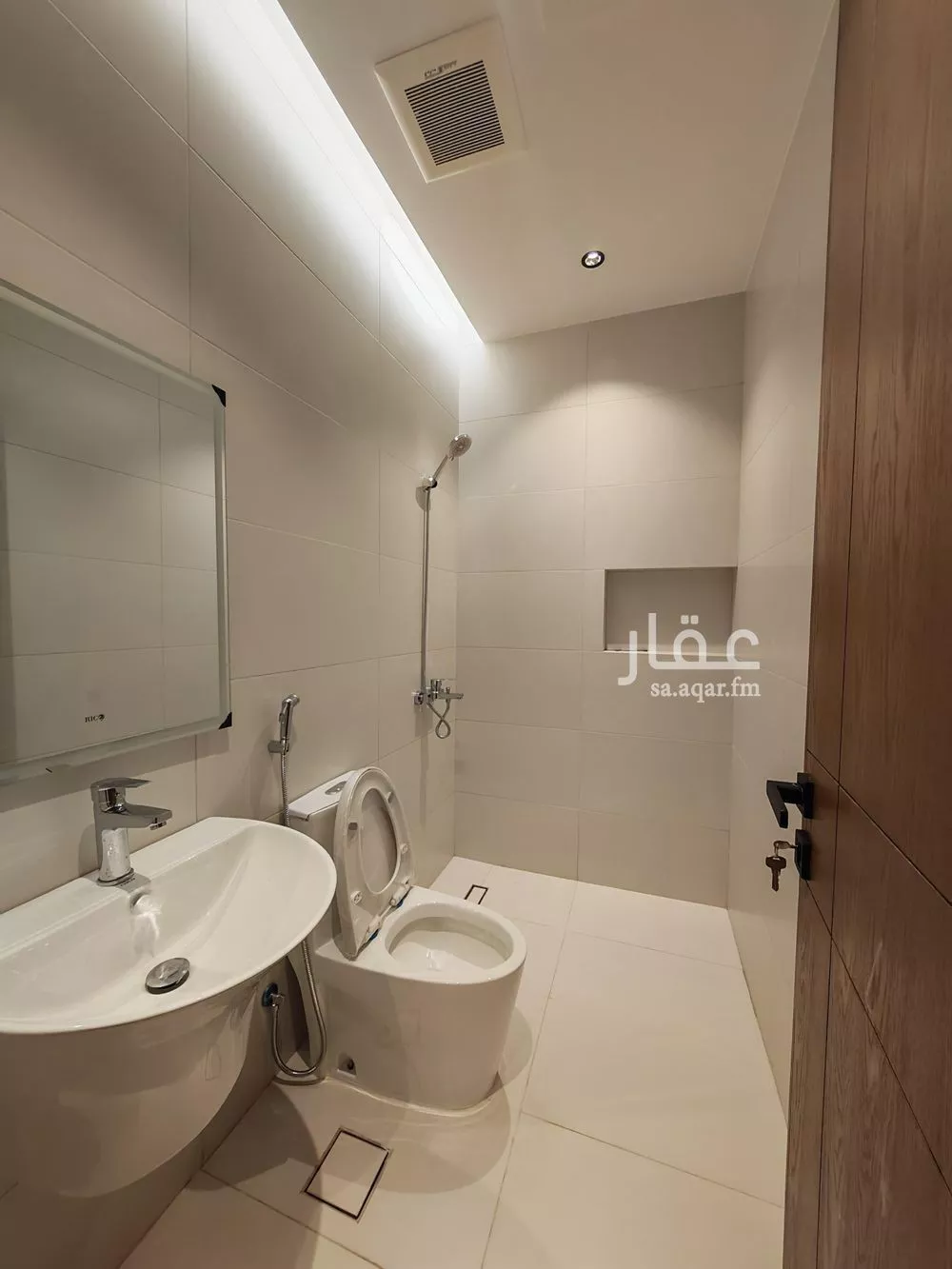 شقة 4 غرف في العزيزية، جدة 14