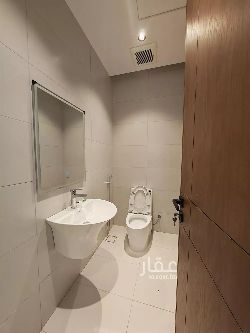 شقة 4 غرف في العزيزية، جدة 13