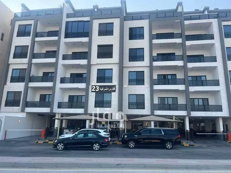 شقة 3 غرف في البحر