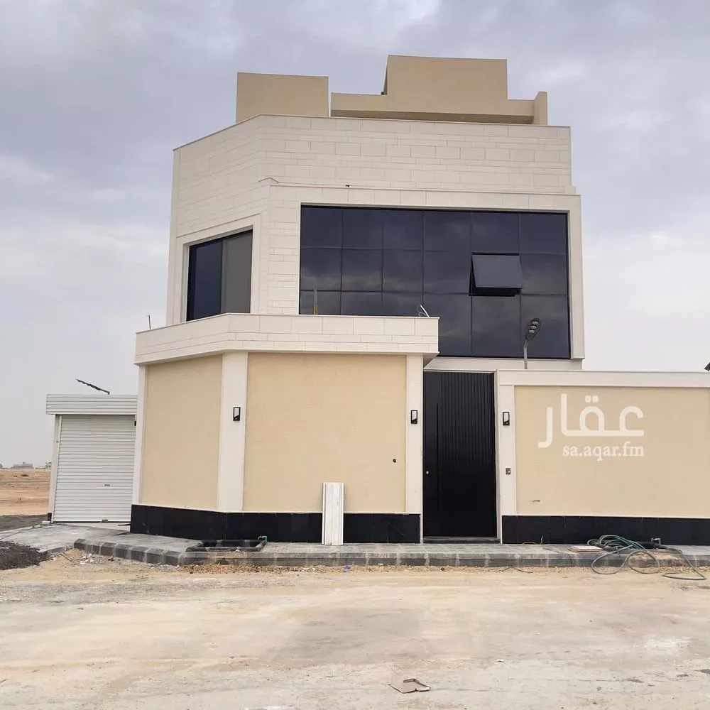 5 bedroom villa in Dahiat Namar