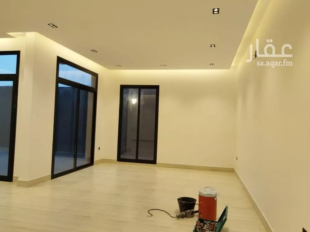 5 bedroom floor in Al Rimal 1