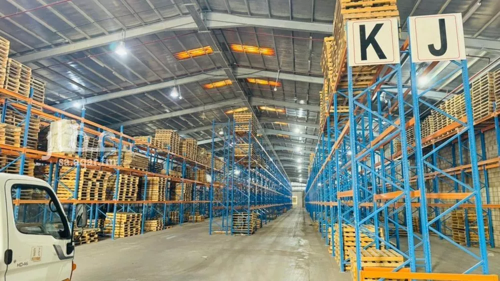3245 sqm warehouse in Al Mishal 3